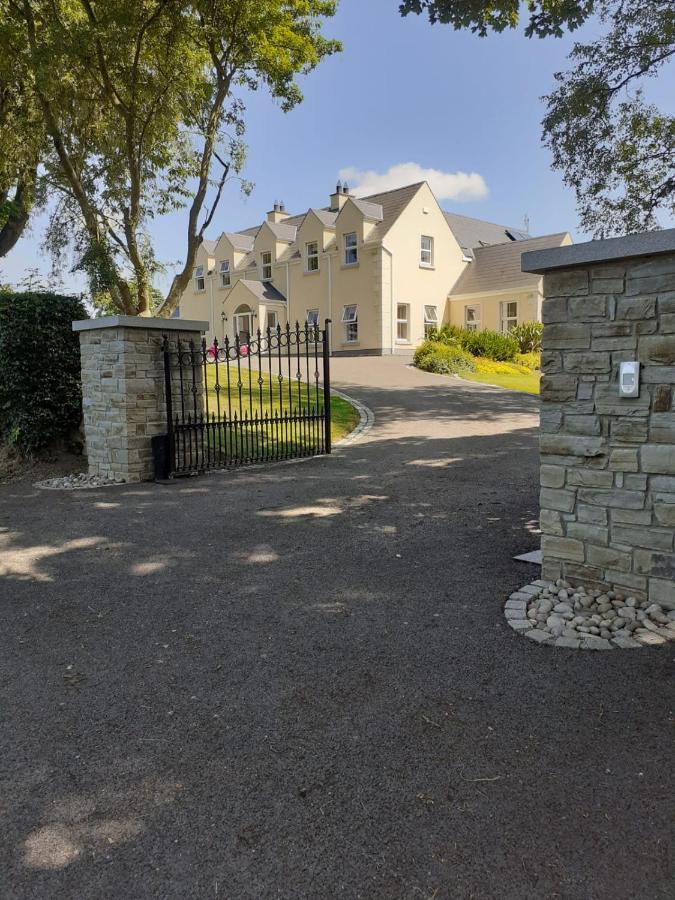 Single Or Twin Room In Lovely Country Residence Nobber Exterior photo